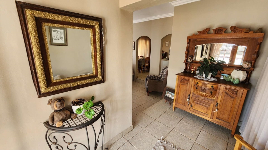 4 Bedroom Property for Sale in Fichardt Park Free State